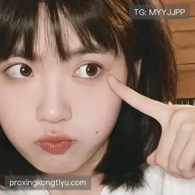 葛昀